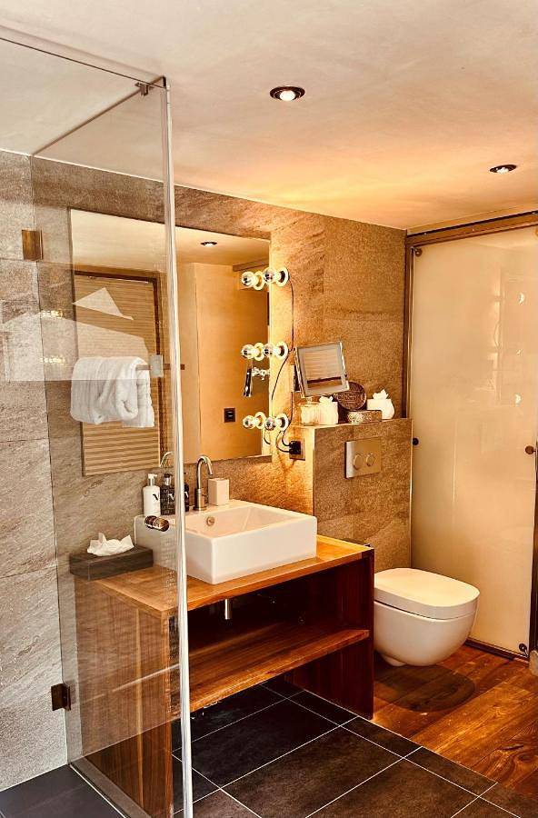Self Check-In Chalet Rooms in Zermatt, Walliser Alpen