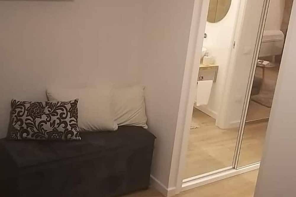 Apartamento entero, Apartamento 'Appartamento Luxury - Mare' con vistas al mar y aire acondicionado in Terracina, Agro Pontino