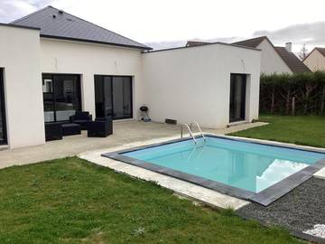 Gîte pour 8 personnes, avec jardin et piscine à Moncé-en-Belin