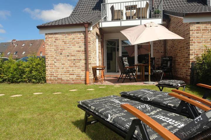 Hütte für 3 Personen, mit Terrasse und Garten in Norddeich