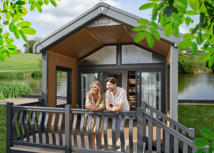 Waters Edge S Pod 6 in Loch Lomond, Argyll & Bute