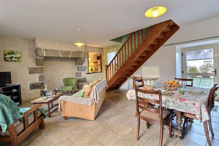 Gîte pour 5 personnes, avec terrasse et jardin à Pédernec - 4