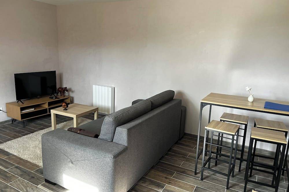 Appartement entier, Appartement indépendant tout équipé avec possibilité d'accès au jacuzzi in Marles-en-Brie, Seine-et-Marne