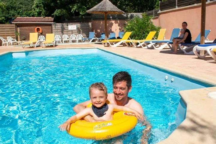 Camping pour 4 personnes