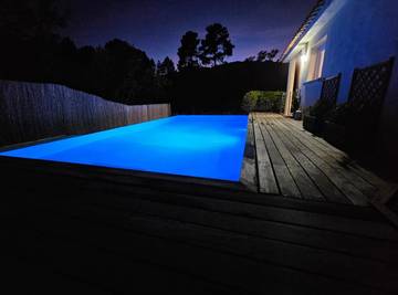 Gîte pour 6 personnes, avec piscine ainsi que jardin et balcon à San-Gavino-di-Carbini