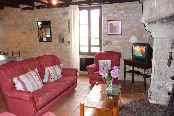 Location de vacances pour 6 personnes, avec jardin à Lavercantière - 4