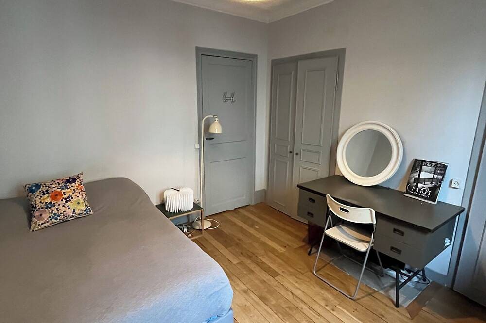 Appartement entier, Charme haussmannien · Face au Bois · 15 mn de Paris centre/Disney in Vincennes, Val-de-Marne