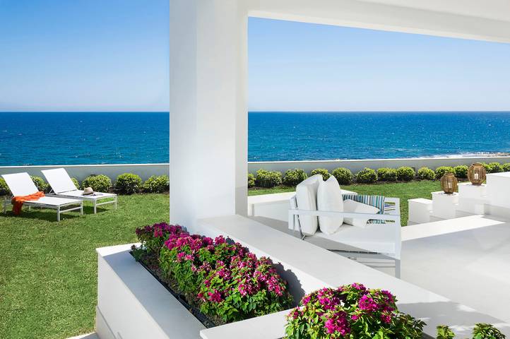 Villa per 4 persone, con terrazza e giardino in Fontane Bianche
