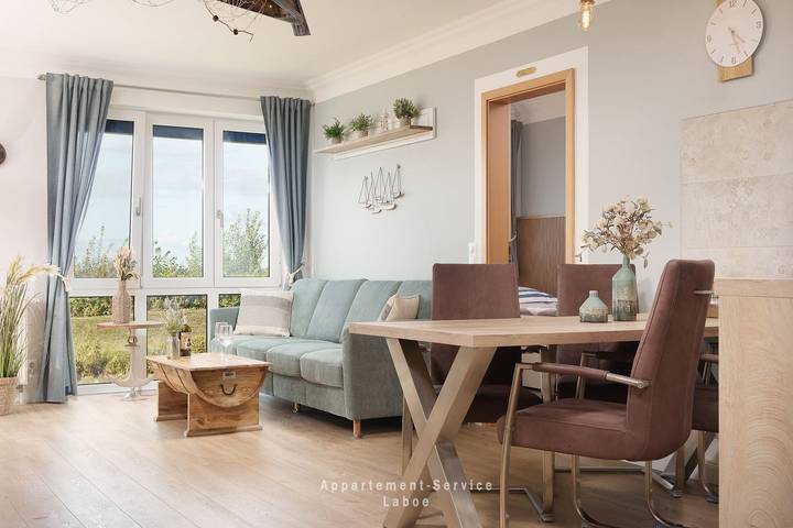 Ferienwohnung für 4 Personen, mit Balkon und Garten sowie Ausblick an der Kieler Bucht - 3