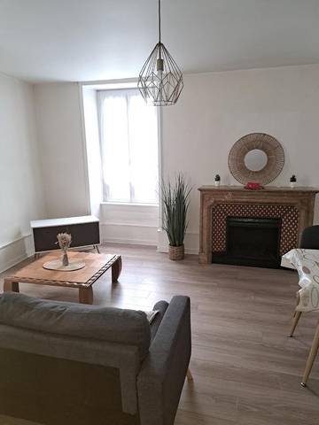Gîte pour 4 personnes, avec sauna à La Tour-du-Pin