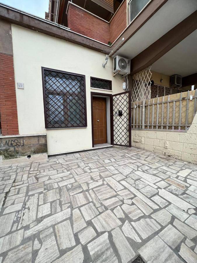 Appartamento intero, One-Bedroom Apartment in Torvaianica, Pomezia