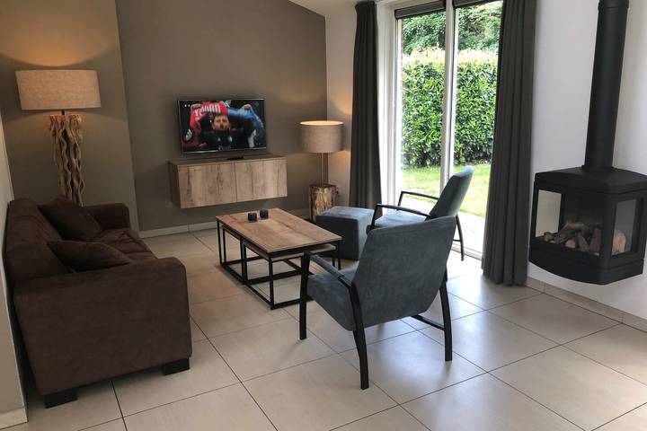 Villa voor 4 personen, with Balkon/Terras and Terras as well as Tuin in Arcen