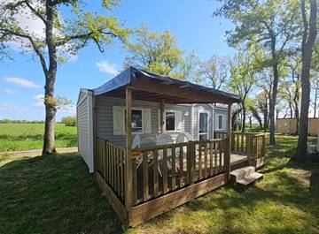 Gîte pour 6 personnes, avec jardin ainsi que vue et piscine à La Boissière-de-Montaigu