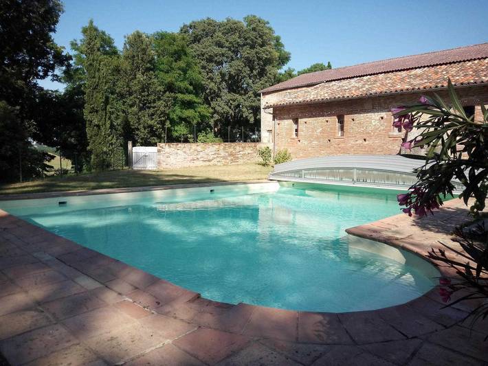 Gîte pour 5 personnes, avec jardin et piscine