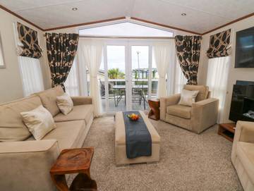 Glamping for 4 People in Ceredigion, Mid-Wales, Photo 4