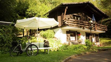 Hütte für 2 Personen, mit Garten und Terrasse in der Eifel