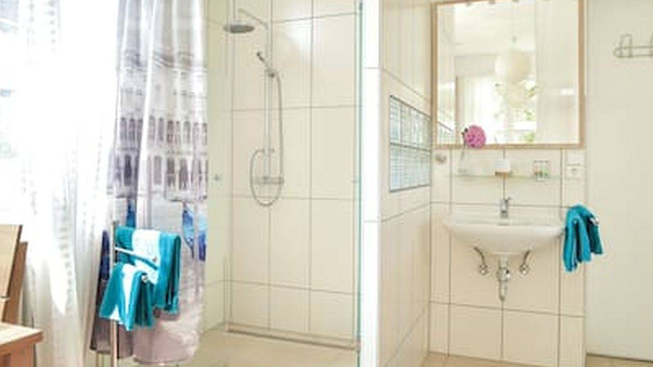 Ganze Ferienwohnung, Ferienwohnung für 4 Personen (25 m²) in Reutlingen in Reutlingen, Neckar-Alb