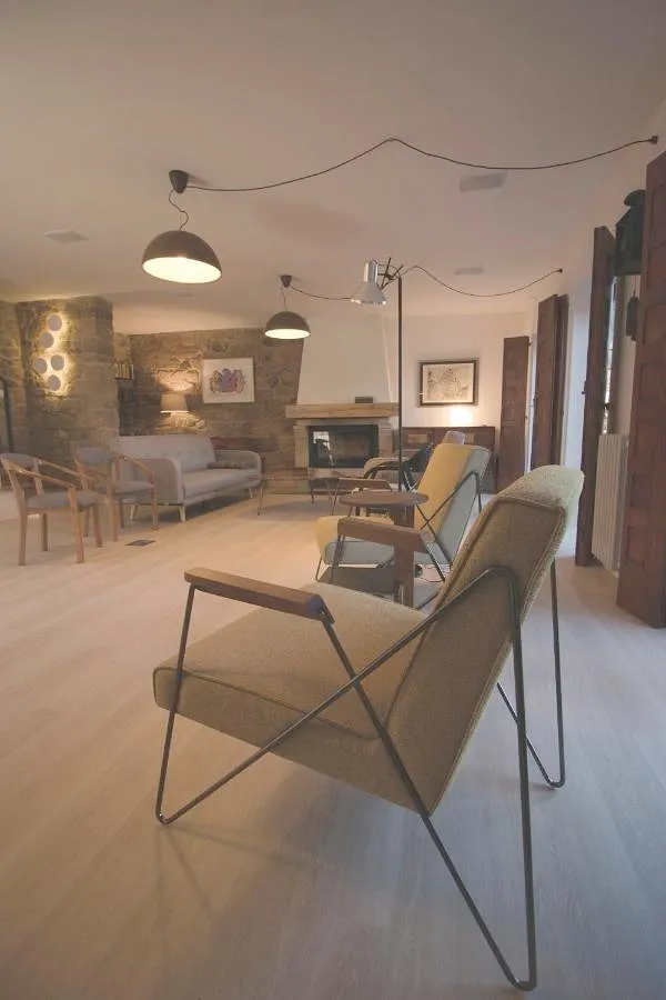 Chalet para 11 personas, con piscina y jardín además de piscina para niños y vistas - 1