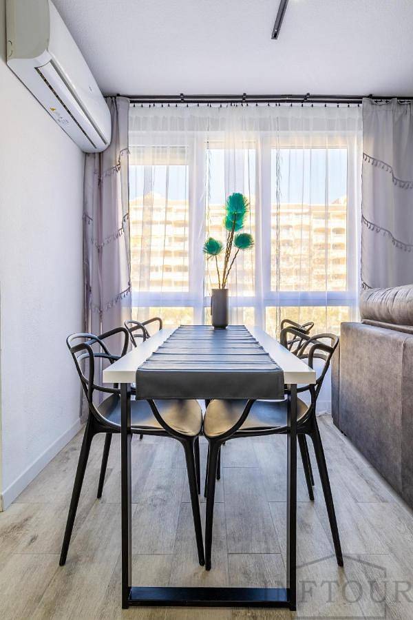 Entire apartment, Inftour Apolo Iv Apartamento in Calpe Old Town, Calpe