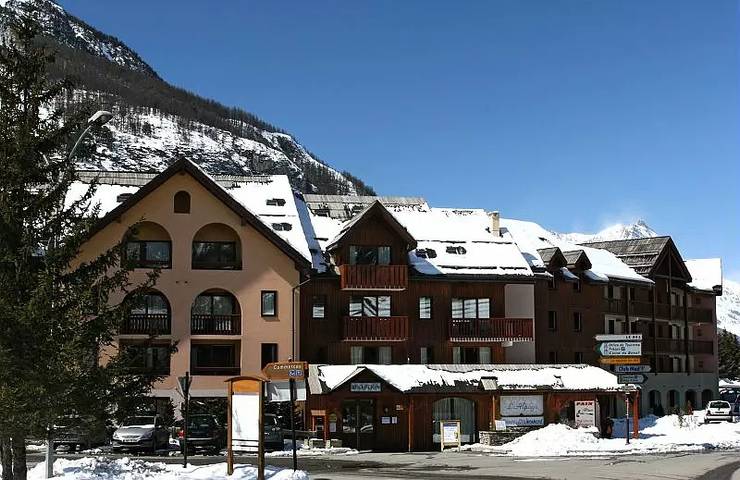 Chalet pour 8 personnes, avec balcon ainsi que vue et sauna, animaux acceptés dans Serre Chevalier - 2