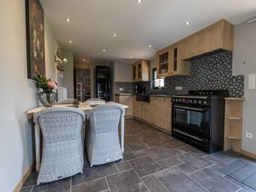 Vakantiehuis voor 4 Personen in Trois-Ponts, Luik en omgeving, Afbeelding 3