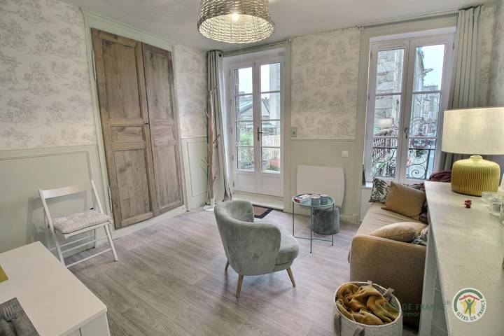 Gîte pour 2 personnes, avec terrasse, animaux acceptés à Dinan - 4