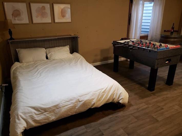 Vacation rental for 14 people, with balcony and yard in Spokane