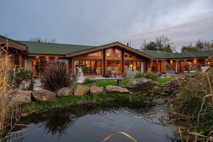 Cottage for 8 people, with hot tub and garden in North Yorkshire
