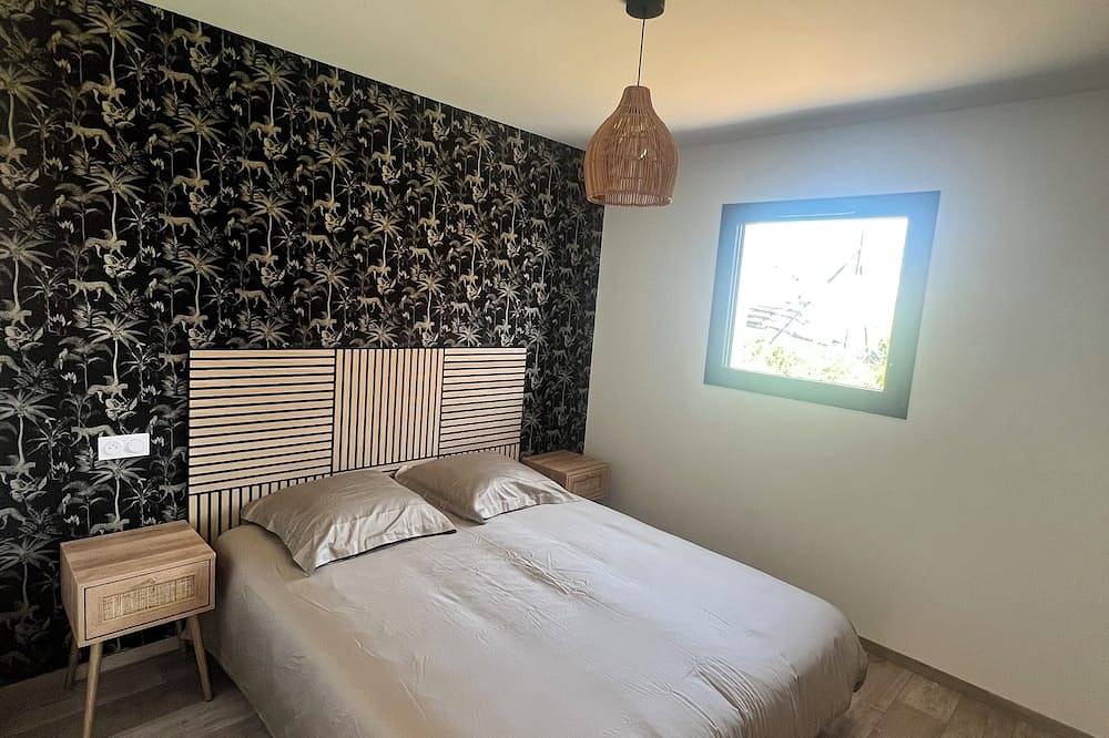 Gîte horizon bleu tout confort 6 personnes in Saint-Georges-de-la-Rivière, Côte de la Déroute