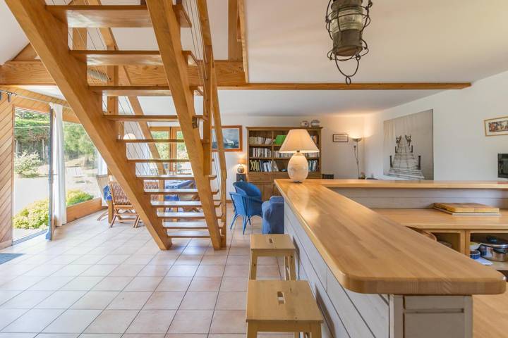 Gîte pour 8 personnes, avec jardin et terrasse à Hauteville-sur-Mer - 4