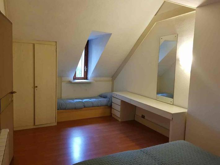 Location de vacances pour 6 personnes, avec vue ainsi que jardin et piscine, animaux acceptés à Pescasseroli - 4