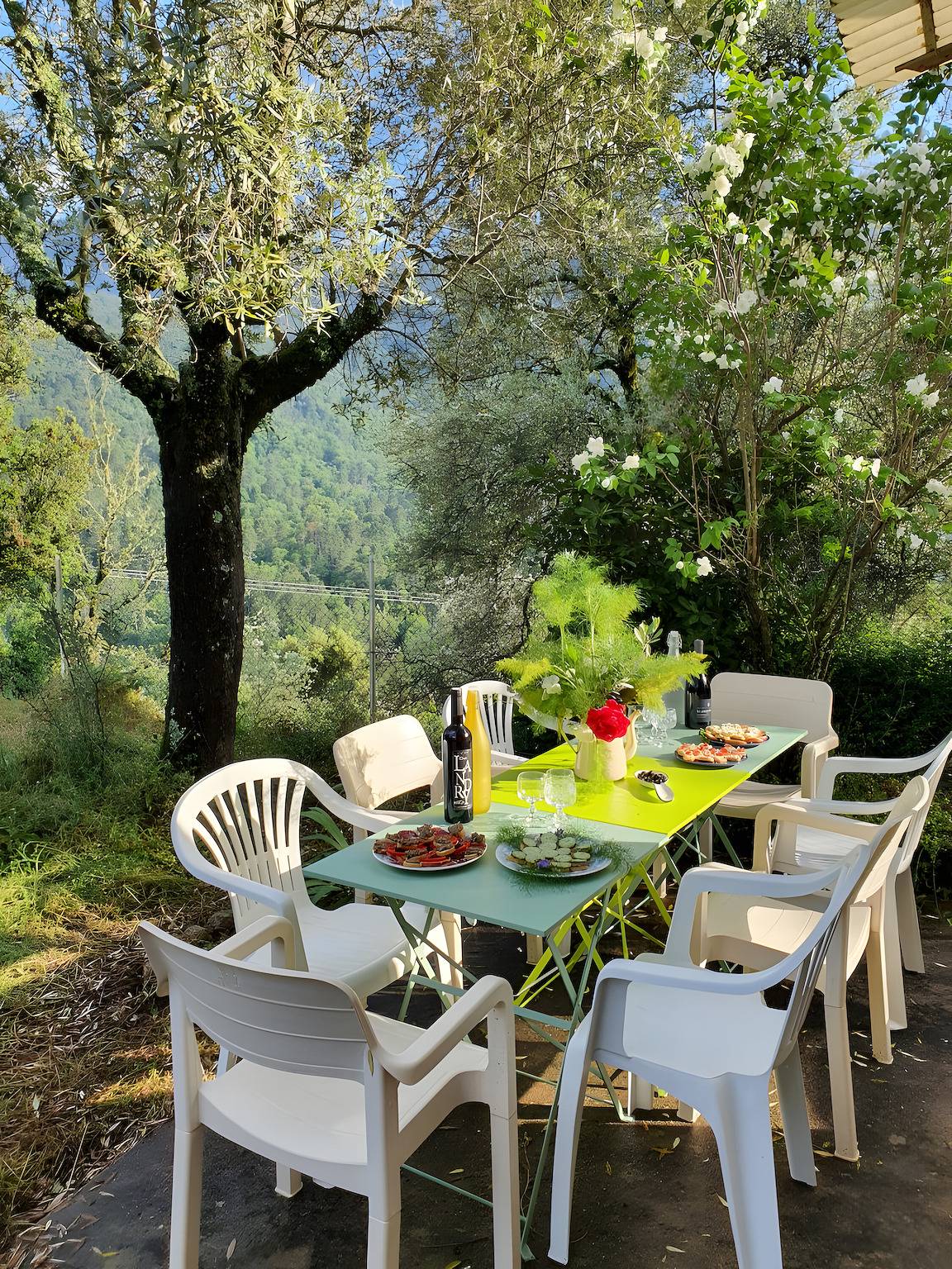 Casa de vacaciones 'Maison De Jeannette' con vistas a la montaña, terraza privada y Wi-Fi in Poggiolo, Parc naturel régional de Corse