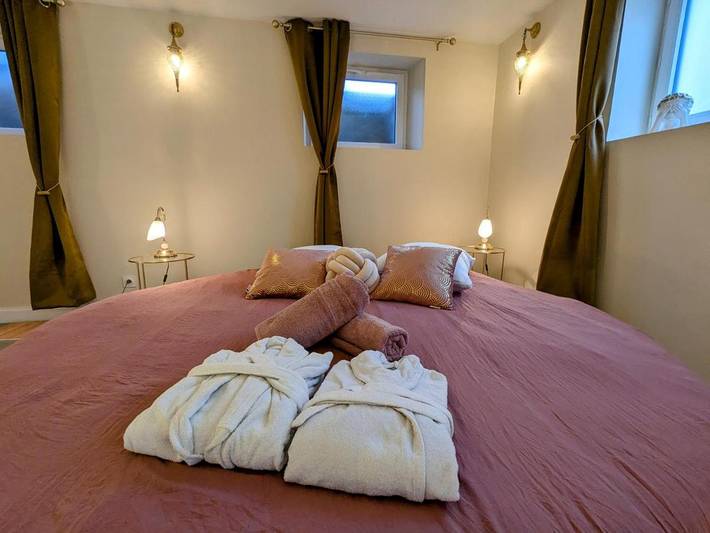 Gîte pour 2 personnes, avec jacuzzi, animaux acceptés à Vichy - 4