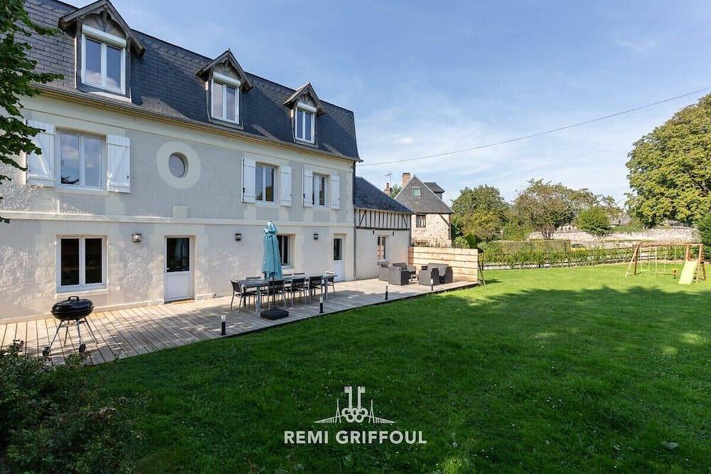 La Maison Josélise – 4★ | Famille & Campagne | 10 personnes in Pennedepie, Région de Lisieux