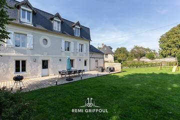 Gîte pour 10 personnes, avec jardin à Pennedepie