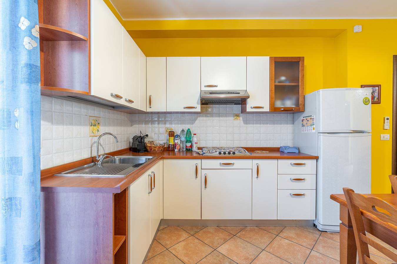 Entire apartment, ‘Saturno’ Apartment Steps from the Sea with Balcony, Wi-Fi & Air Conditioning in Capo Passero, Portopalo di Capo Passero