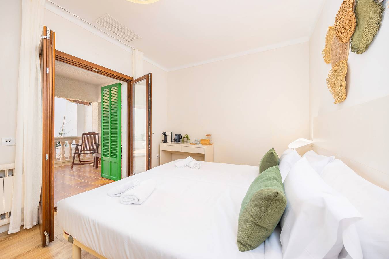 Hostal Boutique Canyamel - 106 Doppelzimmer privater Terrasse, Wi-Fi und Klimaanlage in Canyamel, Capdepera