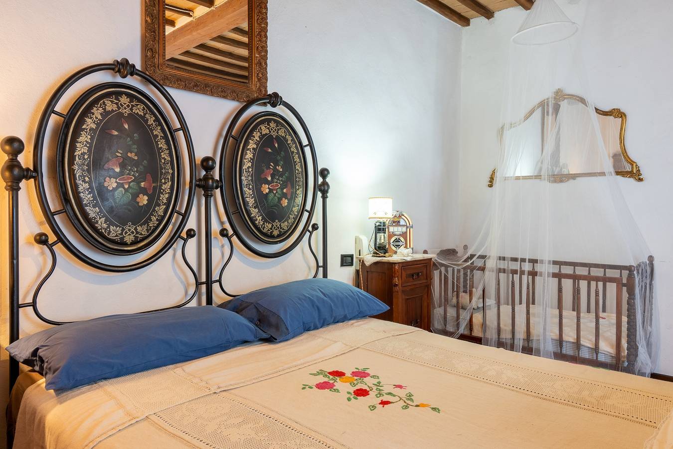 Camere Doppie 'Beb 1416' con terrazza condivisa, giardino condiviso e Wi-Fi in Anghiari, Valtiberina