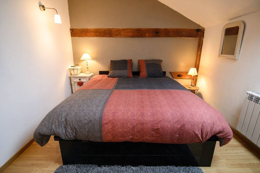 Gîte  Cosy Green  avec Jacuzzi extérieur en option in Chevincourt, Oise
