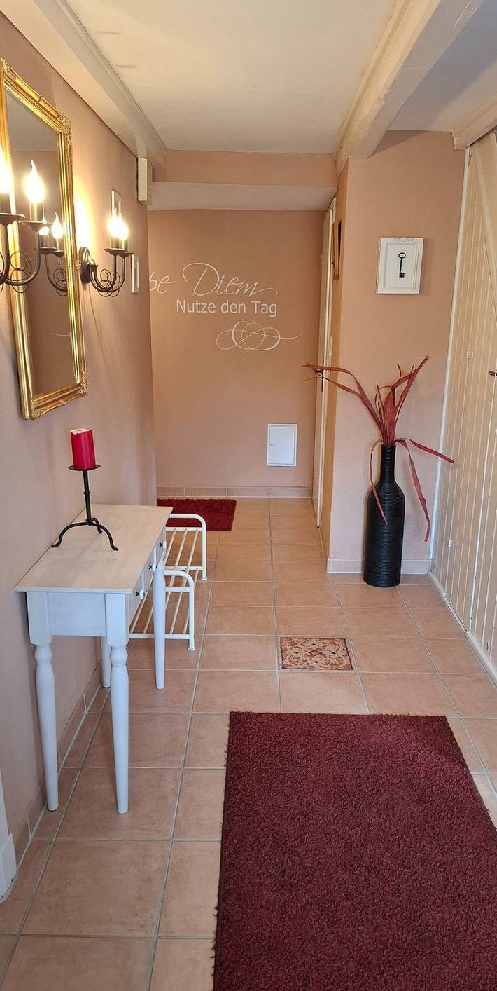 Stilvolle 100m² Unterkunft mit Kamin, Terrasse und drei Schlafzimmern in Este de Fehmarn, Puttgarden