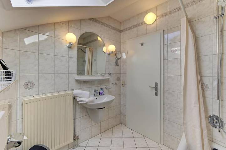 Ferienwohnung für 2 Personen, mit Garten und Balkon sowie Sauna - 1