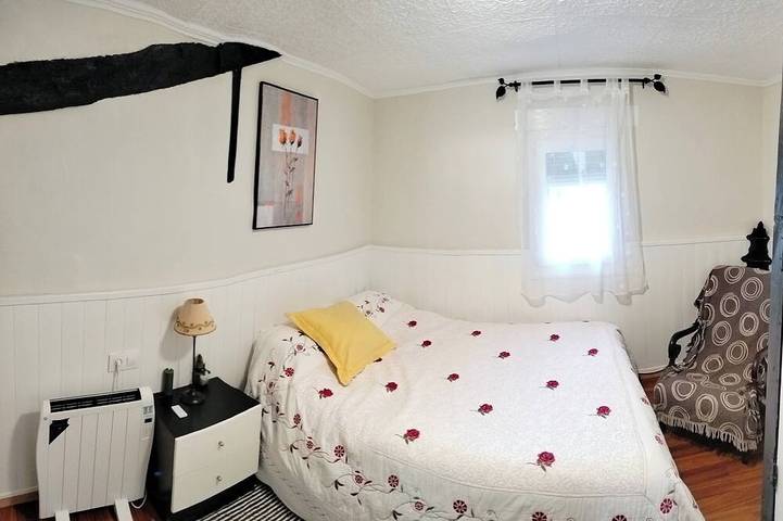 2 Bed Flat - Sleeps 4 - Parking - Wifi in Fuenmayor, La Rioja Province