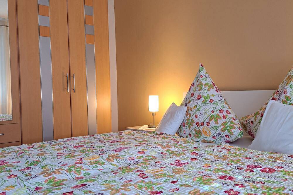 Ganze Wohnung, Ruheoase komfortable , mit 4 Sterne ausgezeichnete,  Ferienwohnung in Sankt Wendel, Saar-Nahe-Bergland