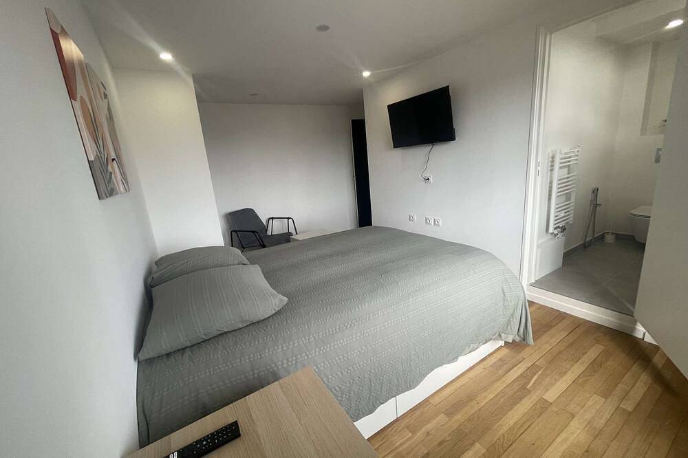 Cozy Private Room | Coliving 30min from Paris St-Lazare in Argenteuil, Val-d'Oise