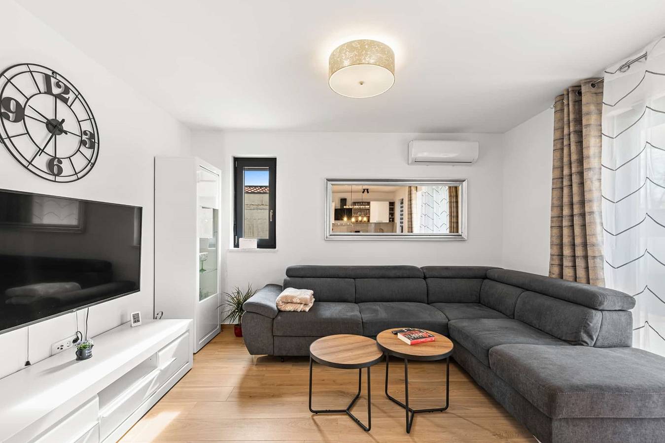 Ganze Wohnung, Apartment Em – Ruhiger Aufenthalt nahe Poreč für 4 Gäste in Grad Poreč, Porec und Umgebung