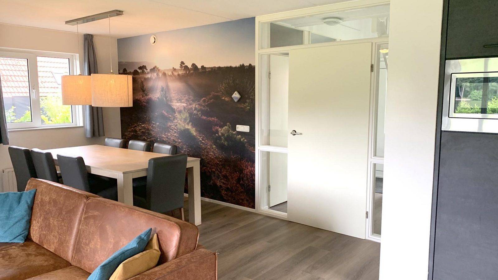 Komfortables 8-Personen-Ferienhaus am Wasser in Westerbork in Drenthe