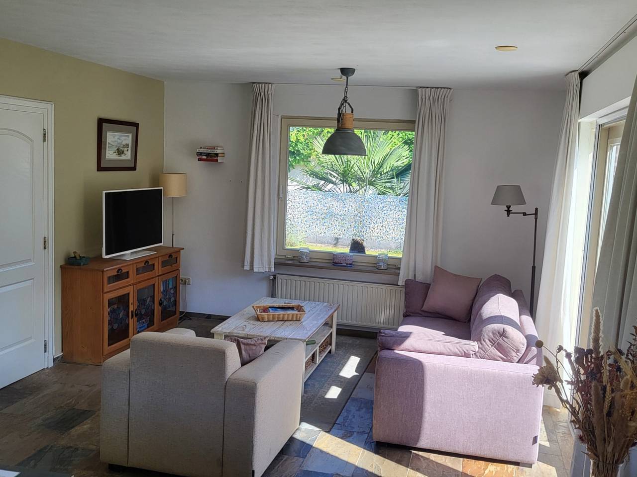 Gemütliches 3-Personen-Ferienhaus mit schöner Terrasse und Gemeinschaftspool bei Venlo in Venlo, Limburg (Niederlande)