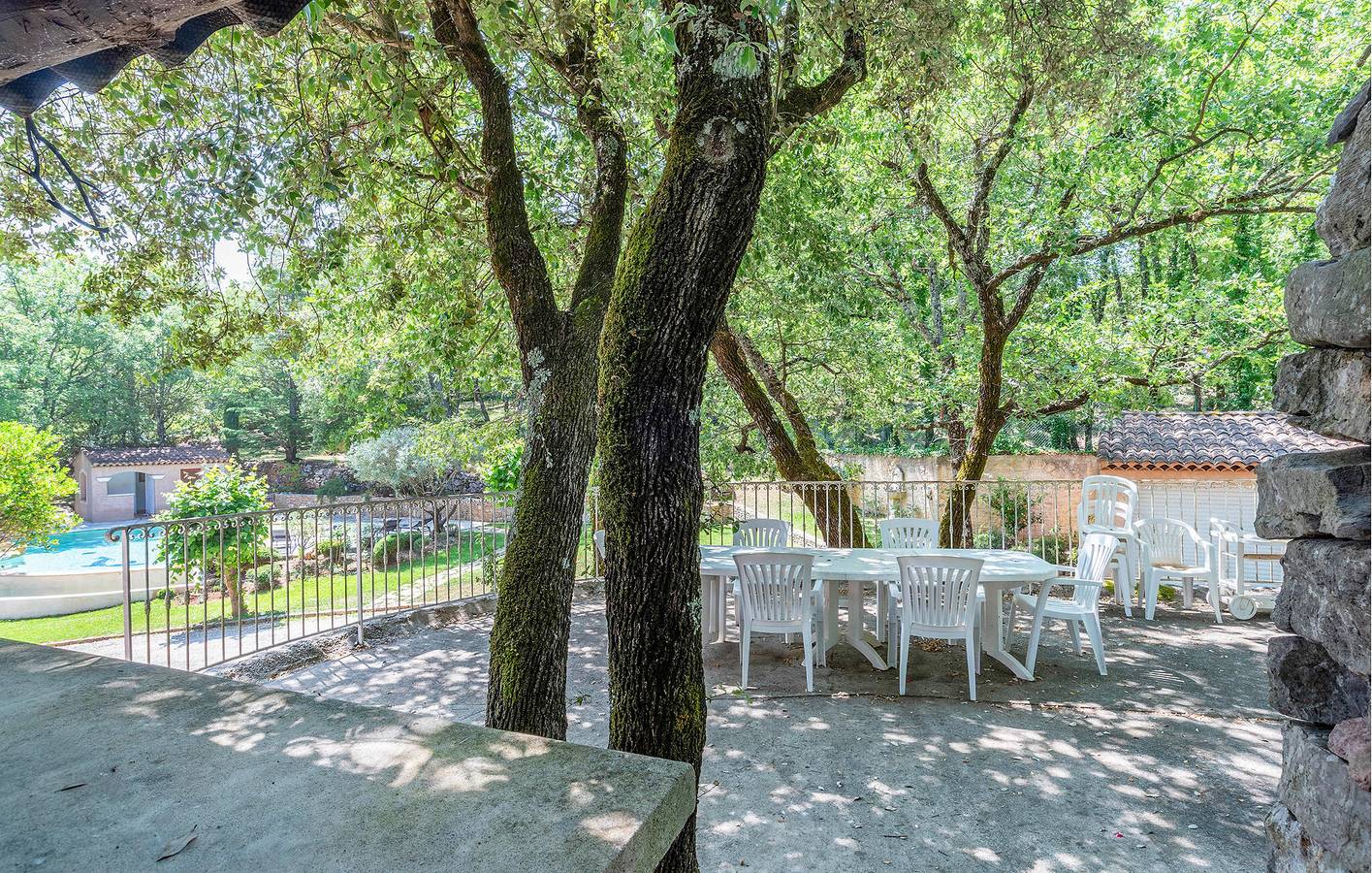 Gezellig appartement met zwembad & WiFi, 1,5 km van de rivier Le Cauron in Saint-Maximin-la-Sainte-Baume, Brignoles region
