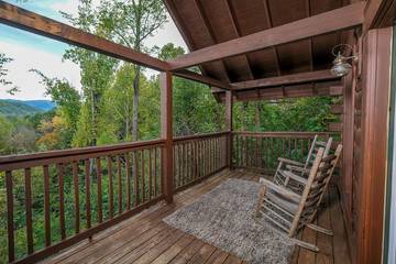 Chalet for 2 Guests in Pigeon Forge, Sevier County, Picture 3