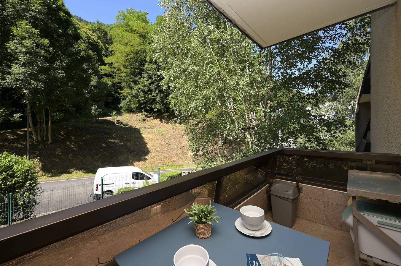 Apartamento entero, Apartamento "En el Corazón del Valle" con vistas a la montaña y balcón in Luchon-Superbagnères, Bagnères-de-Luchon